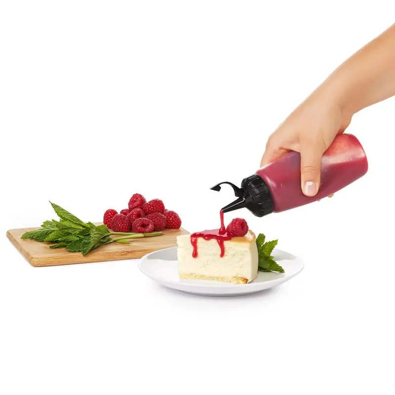OXO Chefs Squeeze Bottle - Small - Image 3